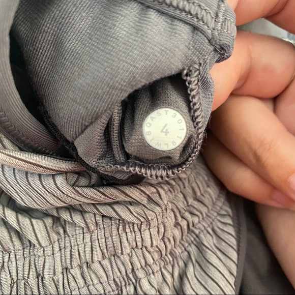 Lululemon Ruche Of Adrenaline Tank Gray Size 4 - Picture 13 of 14